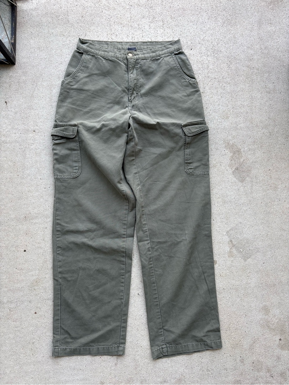 Vintage MEC Made in Canada Canvas Cargo Pants Faded Olive Green 30 x 33